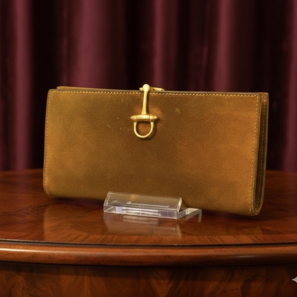 Gucci Handbags - Gucci RARE Brown Suede Wallet Vintage 1970s Horsebit